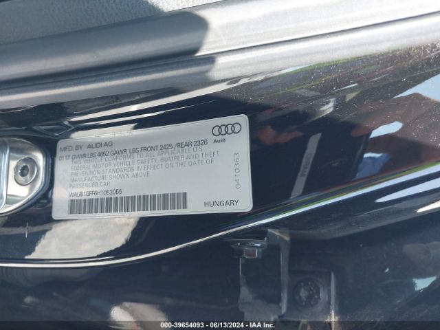 Photo 8 VIN: WAUB1GFF6H1053055 - AUDI S3 