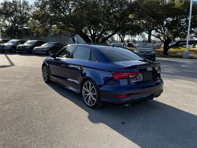 Photo 2 VIN: WAUB1GFF6J1002483 - AUDI S3 