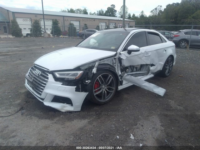 Photo 1 VIN: WAUB1GFF7J1010818 - AUDI S3 