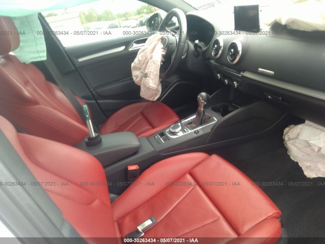 Photo 4 VIN: WAUB1GFF7J1010818 - AUDI S3 