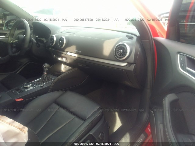 Photo 4 VIN: WAUB1GFF8J1044248 - AUDI S3 