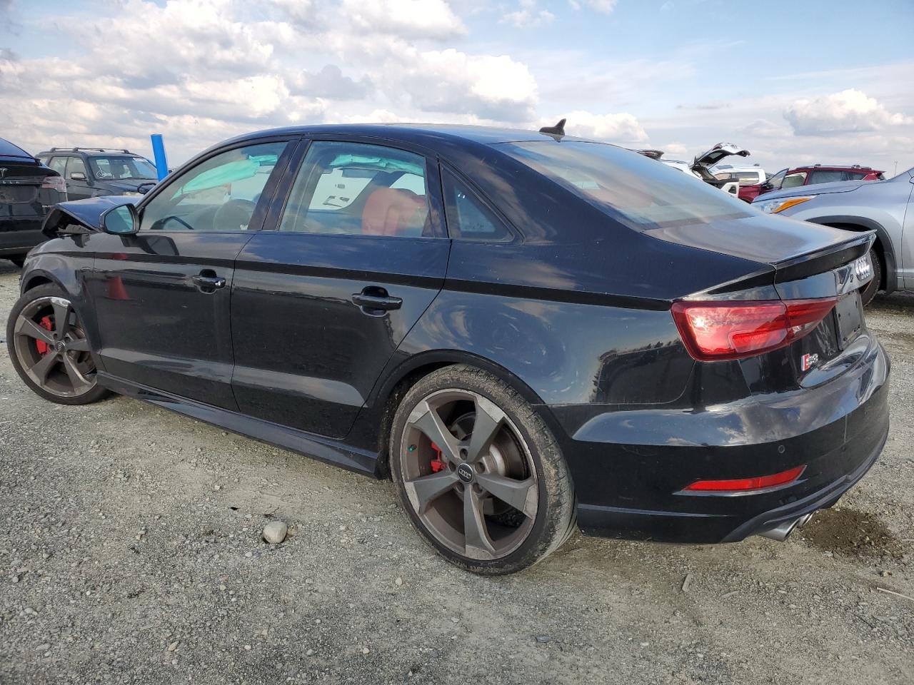 Photo 1 VIN: WAUB1GFFXK1022673 - AUDI S3 