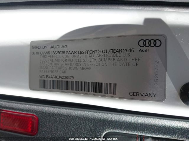 Photo 8 VIN: WAUB4AF40JA208479 - AUDI S4 