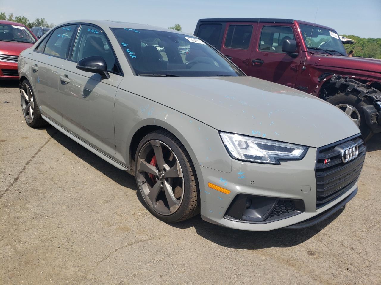 Photo 3 VIN: WAUB4AF40KA055734 - AUDI RS4 