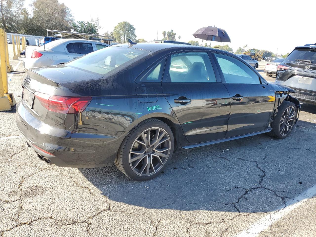 Photo 2 VIN: WAUB4AF40PA010364 - AUDI RS4 