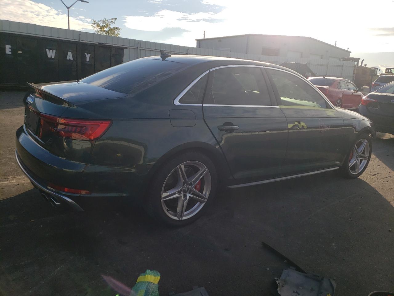 Photo 2 VIN: WAUB4AF41JA003754 - AUDI S4 