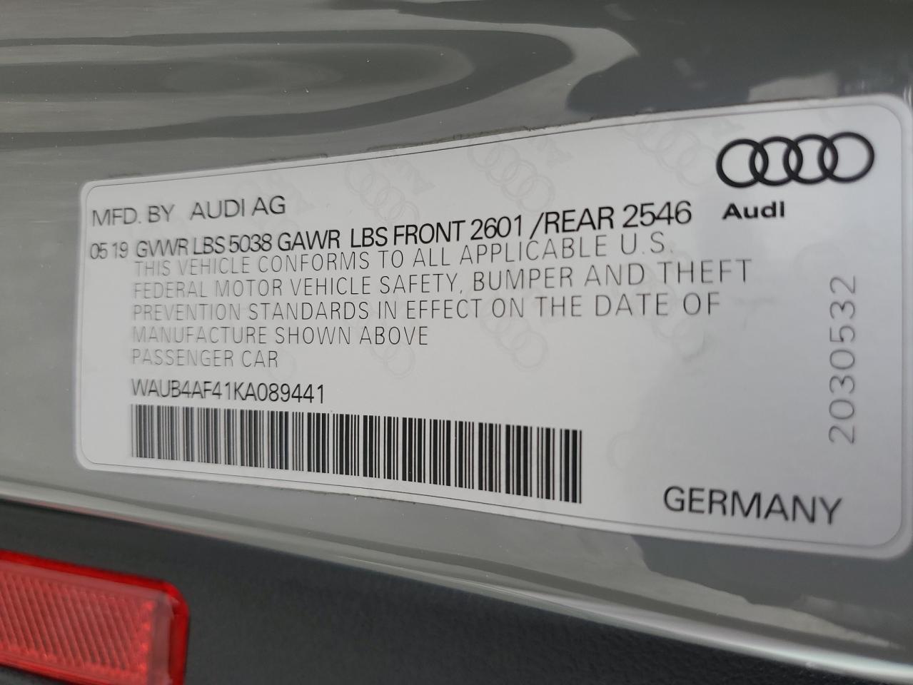 Photo 11 VIN: WAUB4AF41KA089441 - AUDI RS4 