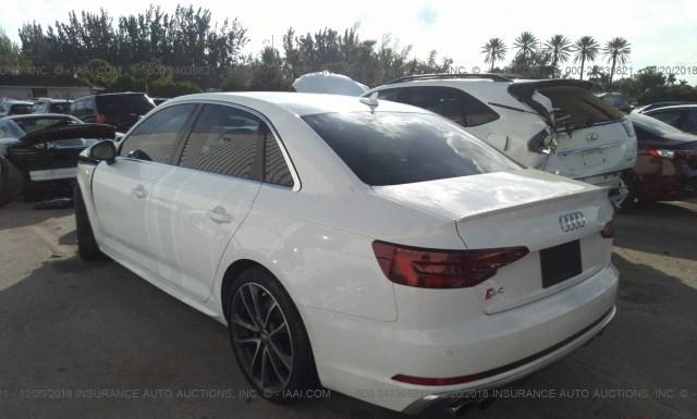 Photo 2 VIN: WAUB4AF43JA058609 - AUDI S4 