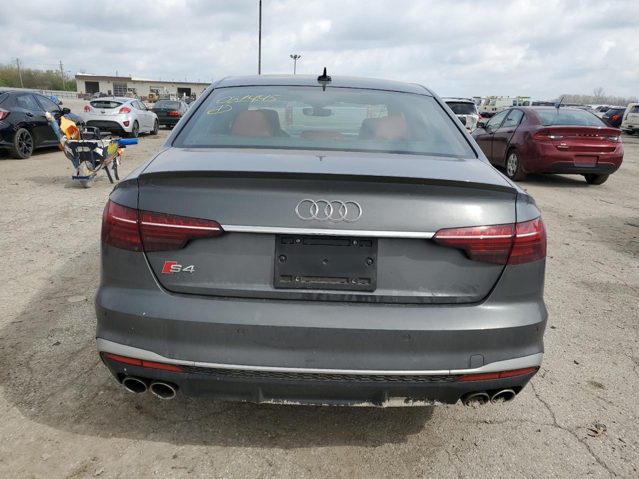 Photo 5 VIN: WAUB4AF43PA081445 - AUDI RS4 