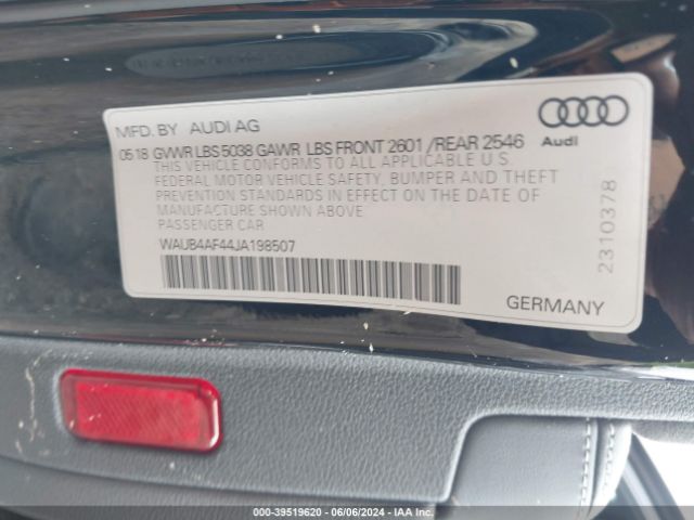 Photo 8 VIN: WAUB4AF44JA198507 - AUDI S4 