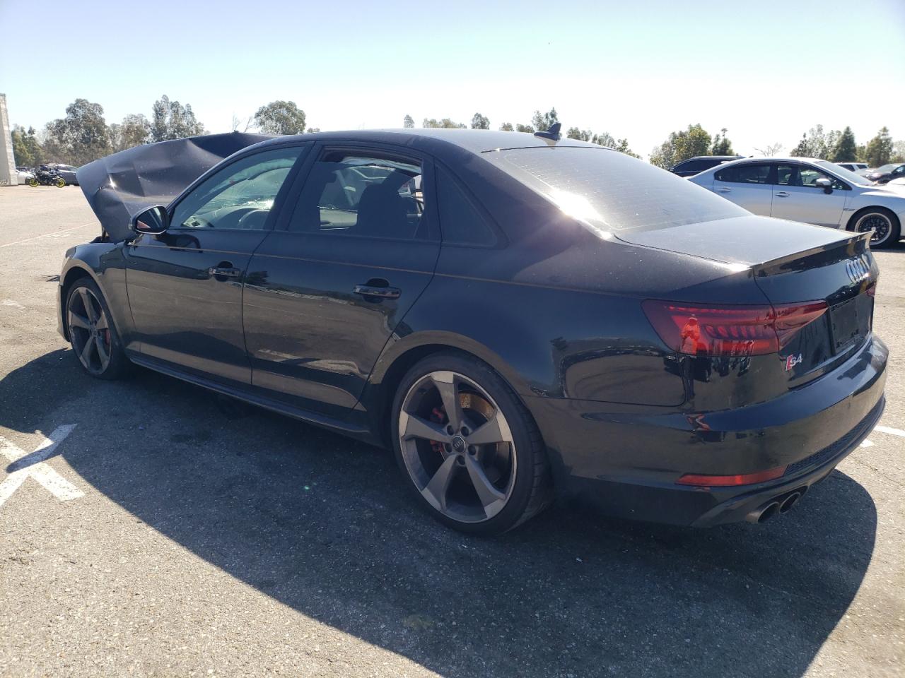 Photo 1 VIN: WAUB4AF44KA111867 - AUDI RS4 