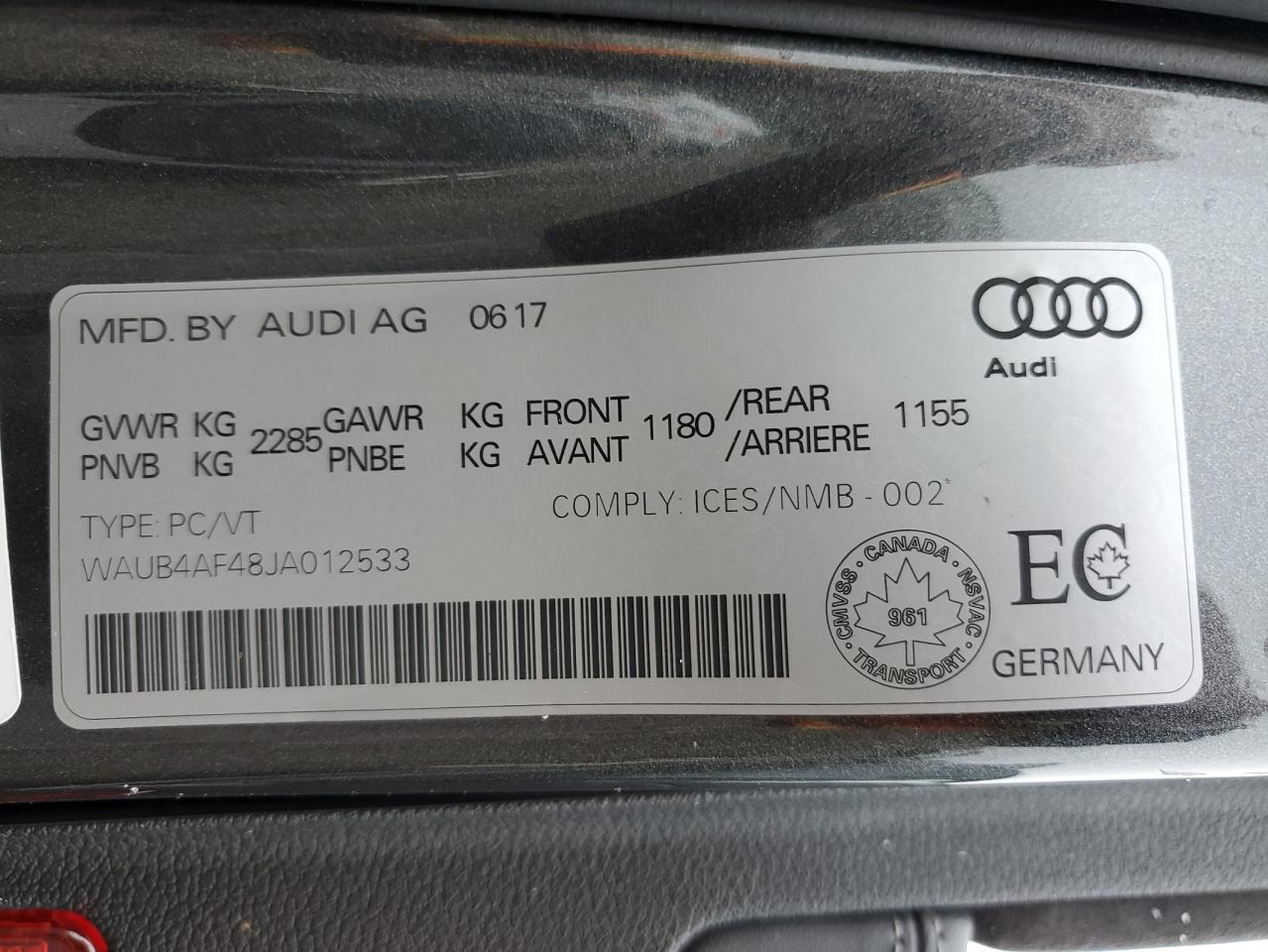 Photo 11 VIN: WAUB4AF48JA012533 - AUDI RS4 