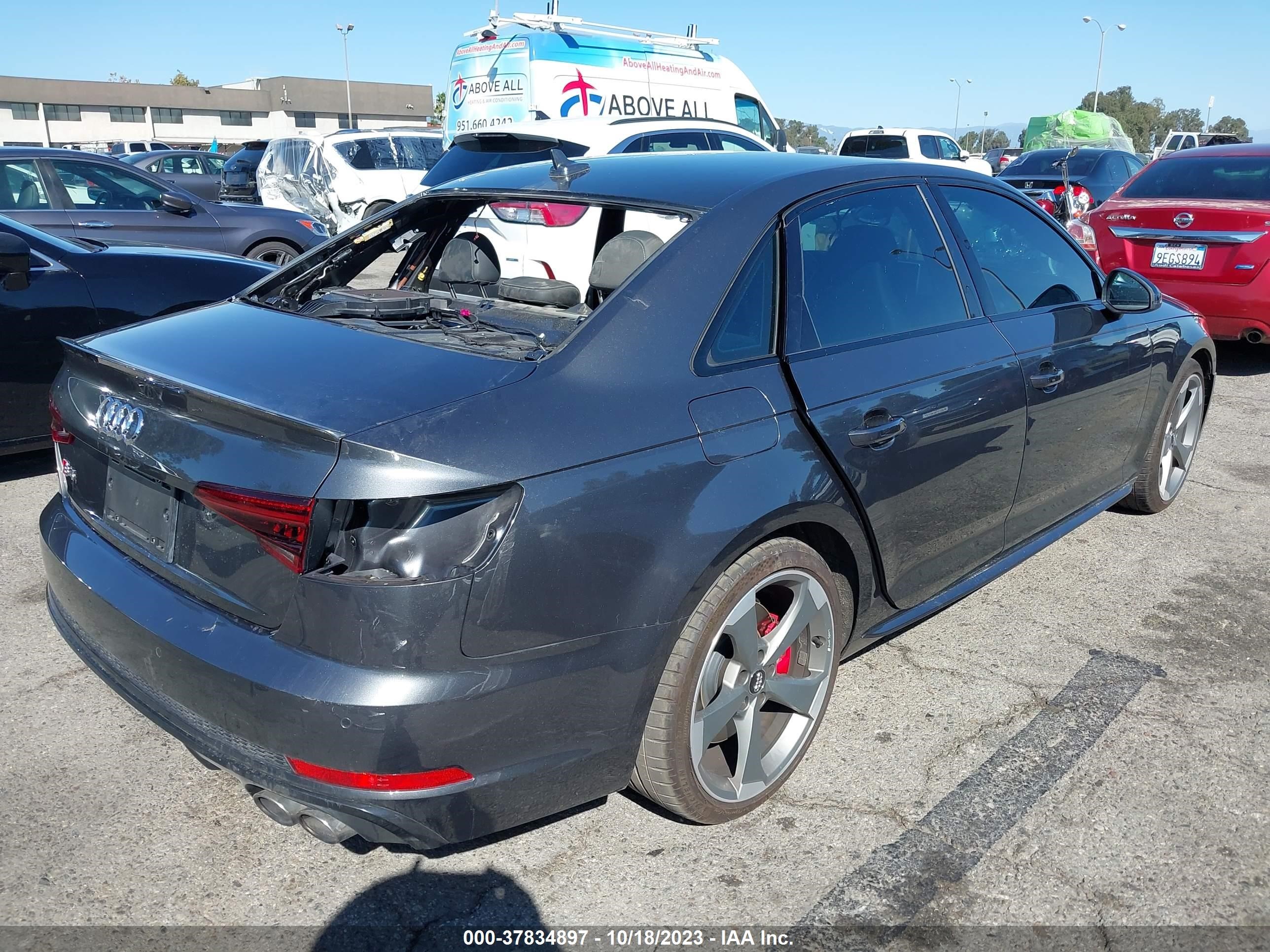 Photo 3 VIN: WAUB4AF49KA025812 - AUDI S4 