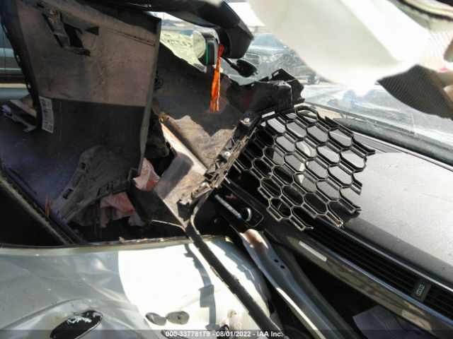 Photo 4 VIN: WAUB4AF4XJA146640 - AUDI S4 