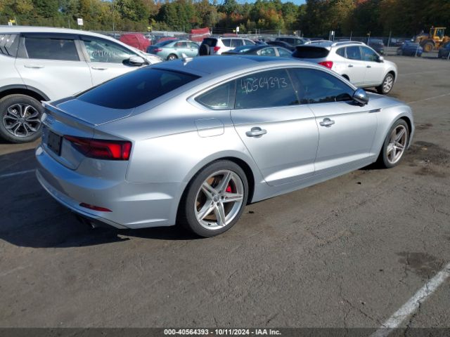 Photo 3 VIN: WAUB4CF50JA073900 - AUDI S5 