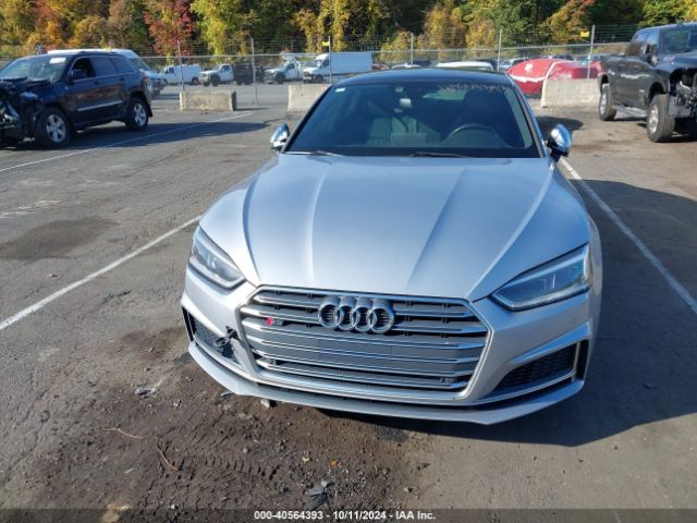 Photo 5 VIN: WAUB4CF50JA073900 - AUDI S5 