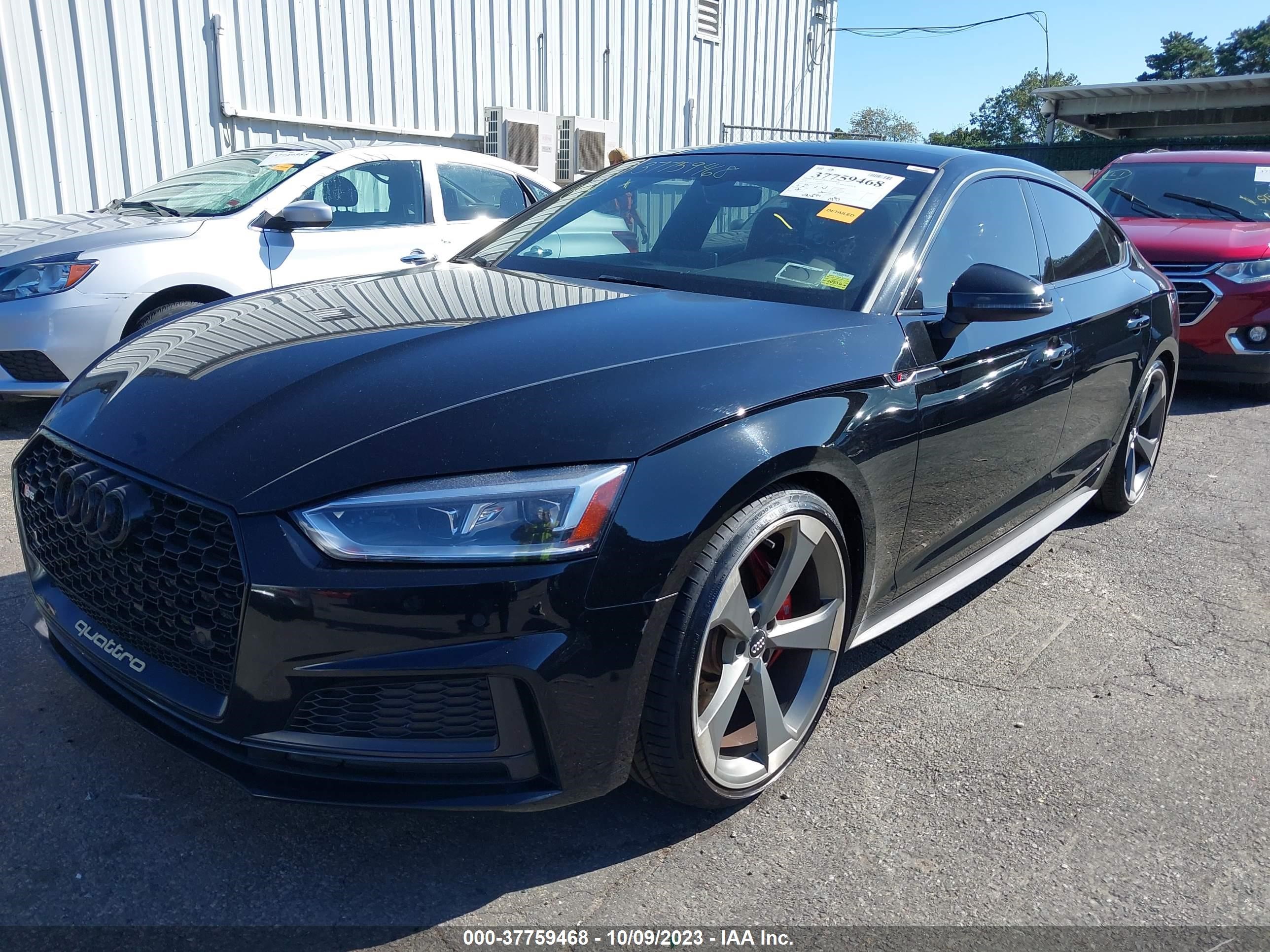 Photo 1 VIN: WAUB4CF51KA014436 - AUDI S5 