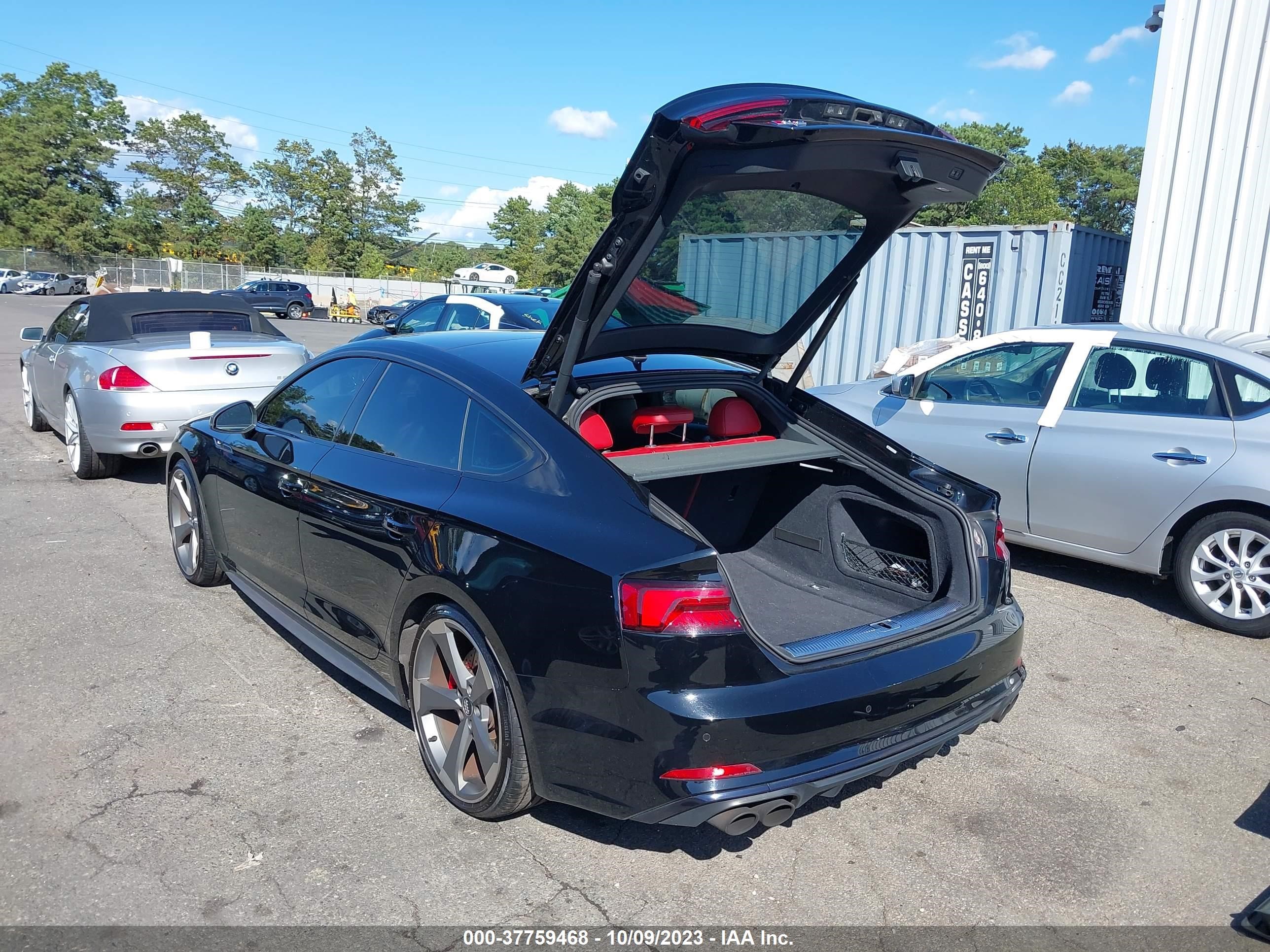 Photo 2 VIN: WAUB4CF51KA014436 - AUDI S5 