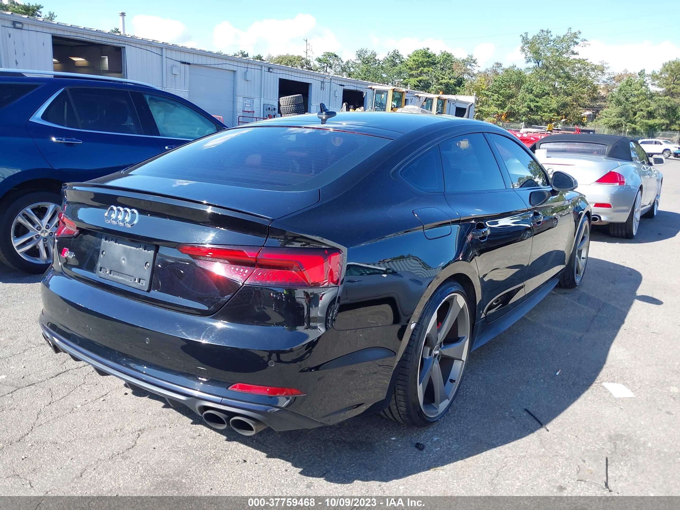 Photo 3 VIN: WAUB4CF51KA014436 - AUDI S5 