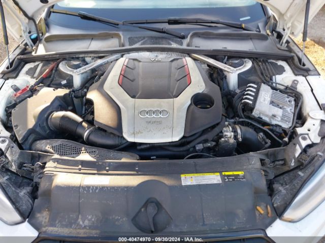 Photo 9 VIN: WAUB4CF51KA015005 - AUDI S5 