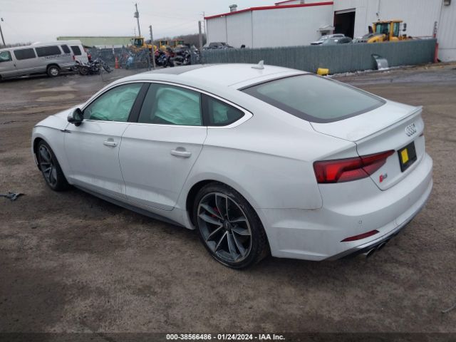 Photo 2 VIN: WAUB4CF51KA082168 - AUDI S5 