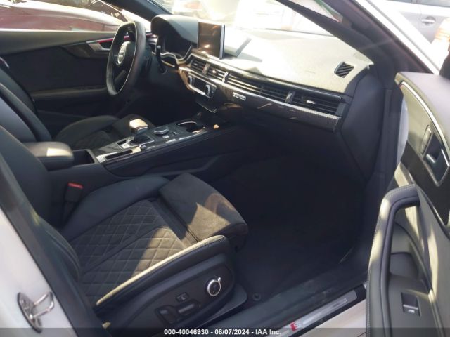 Photo 4 VIN: WAUB4CF53KA002692 - AUDI S5 