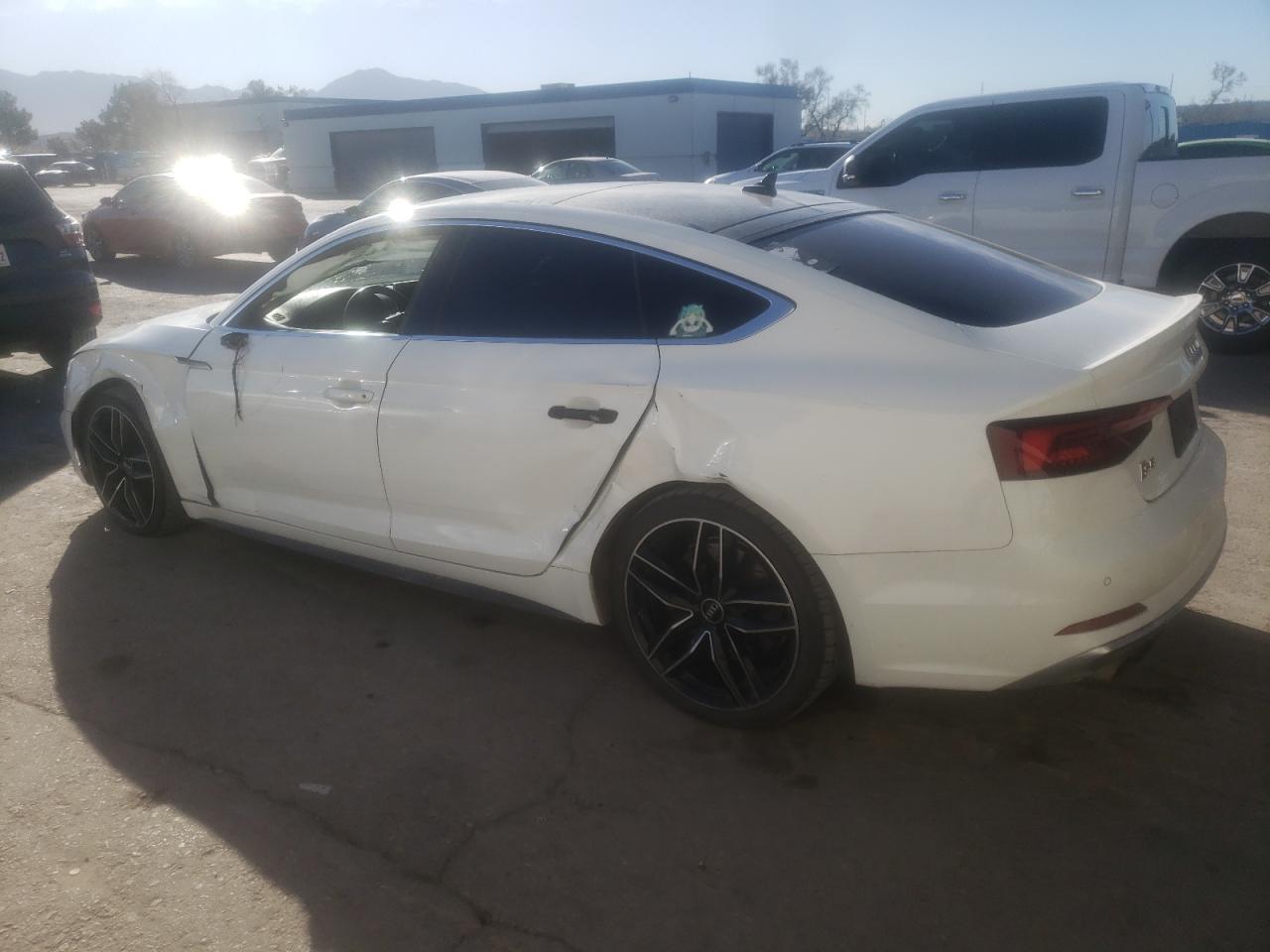 Photo 1 VIN: WAUB4CF54JA031231 - AUDI RS5 