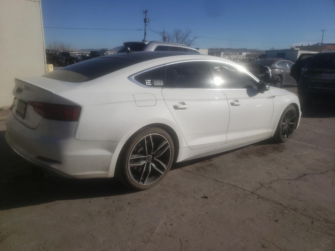 Photo 2 VIN: WAUB4CF54JA031231 - AUDI RS5 