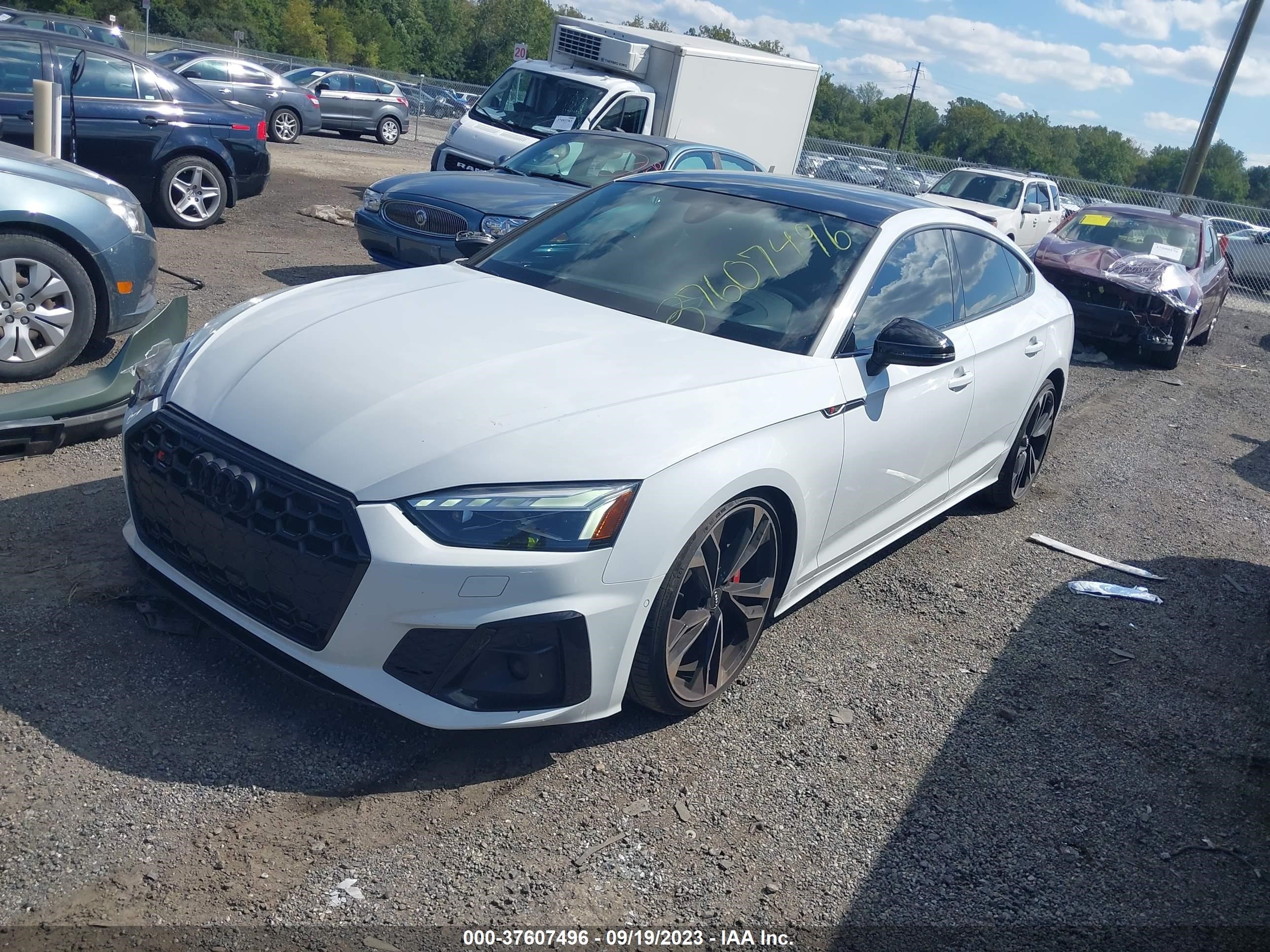 Photo 1 VIN: WAUB4CF54MA018807 - AUDI S5 