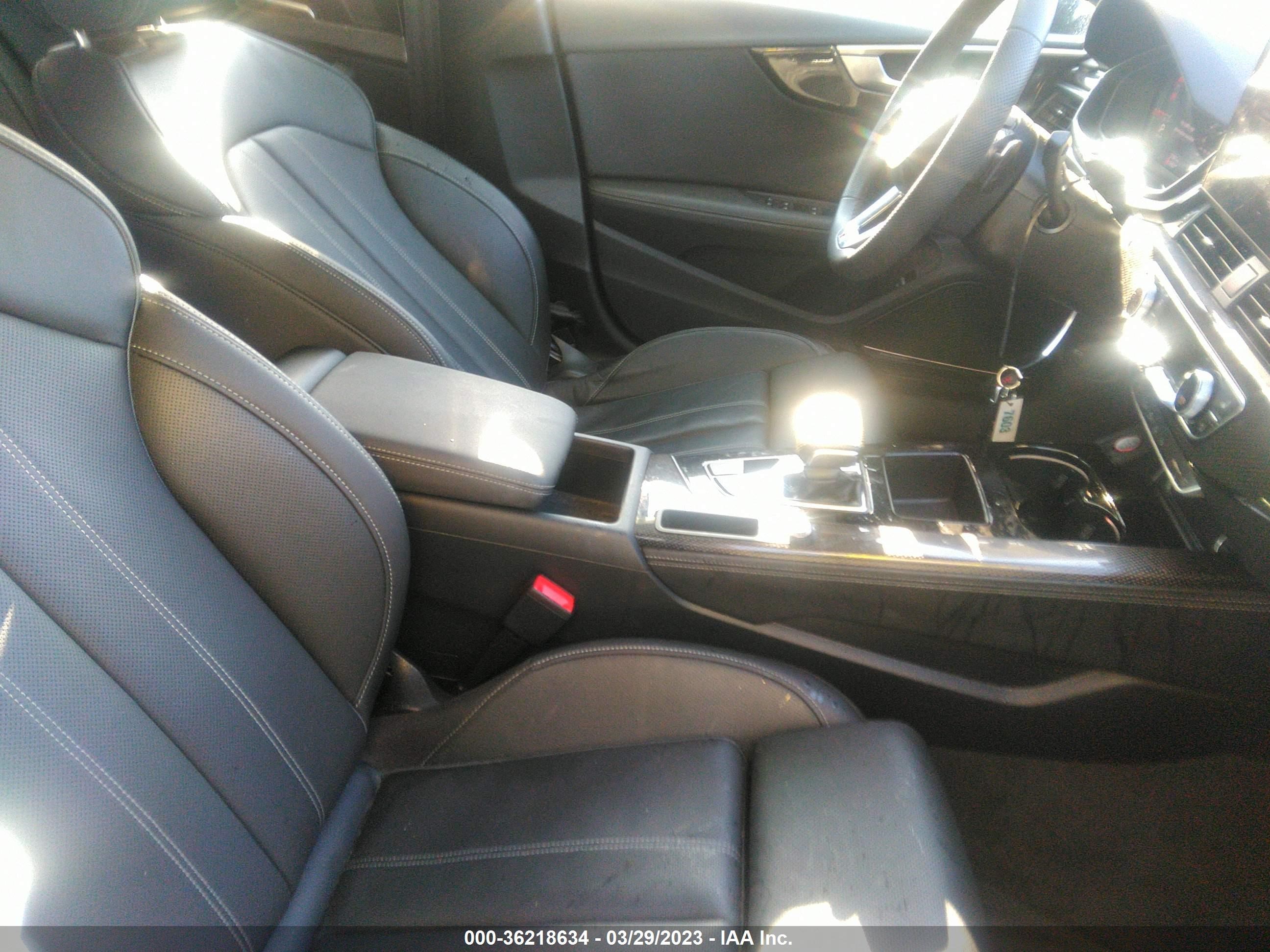 Photo 4 VIN: WAUB4CF54NA018078 - AUDI S5 