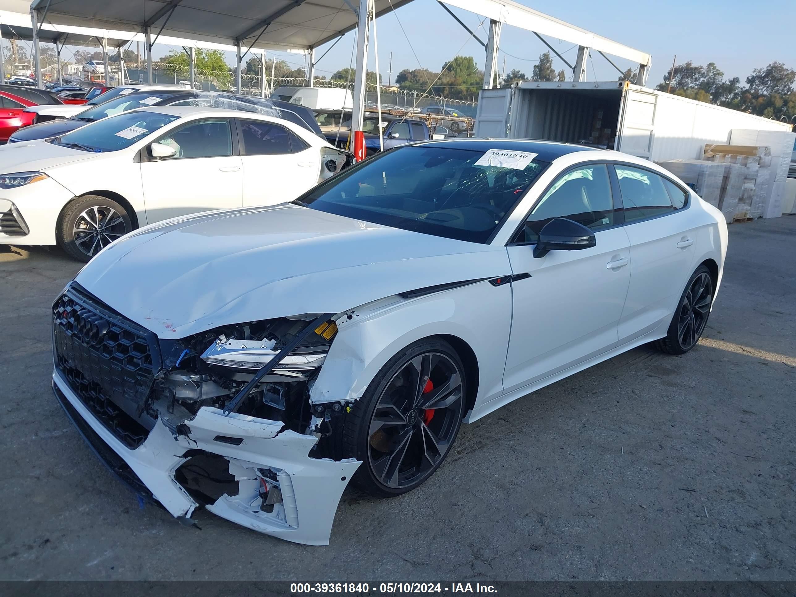 Photo 1 VIN: WAUB4CF57RA053574 - AUDI S5 