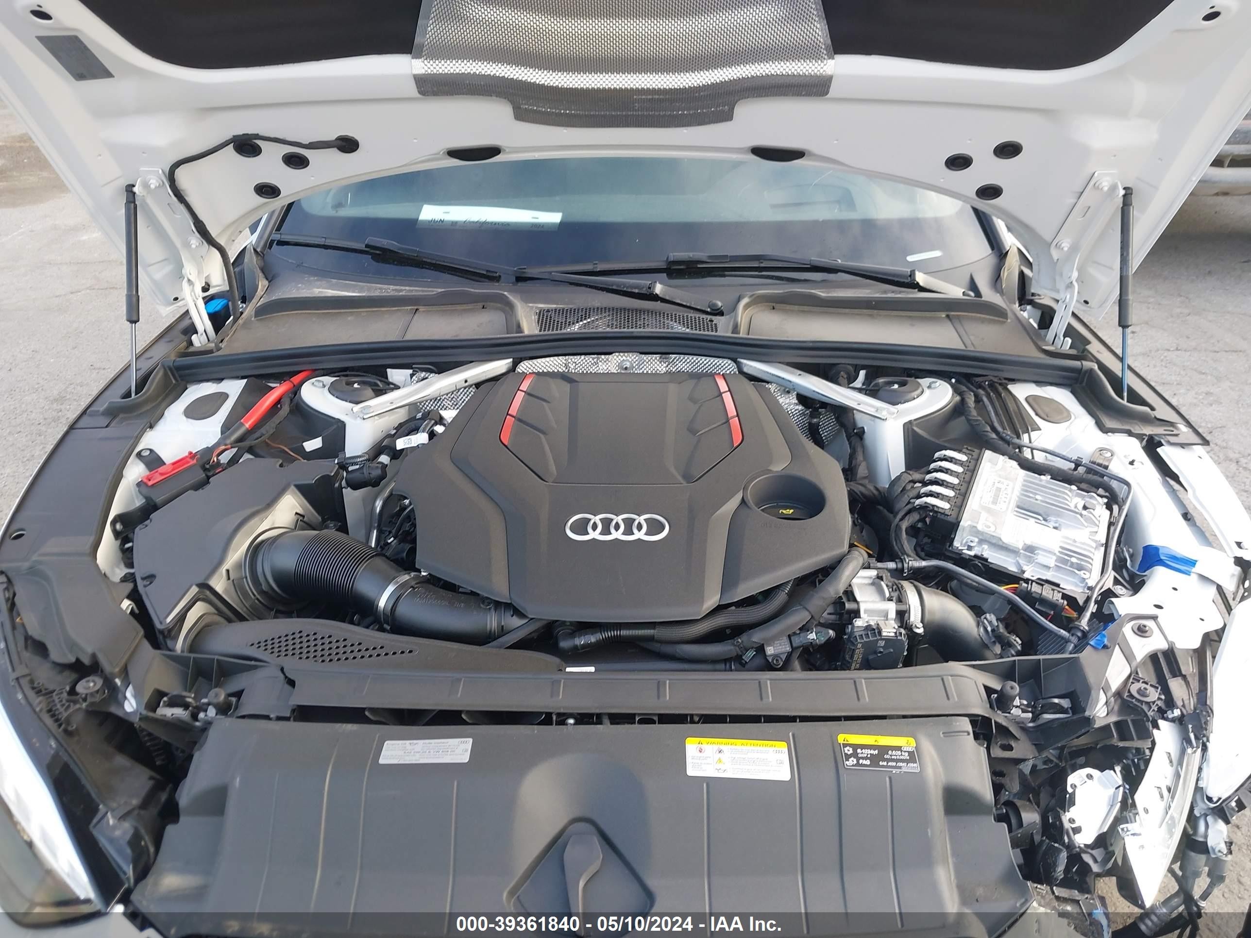 Photo 9 VIN: WAUB4CF57RA053574 - AUDI S5 