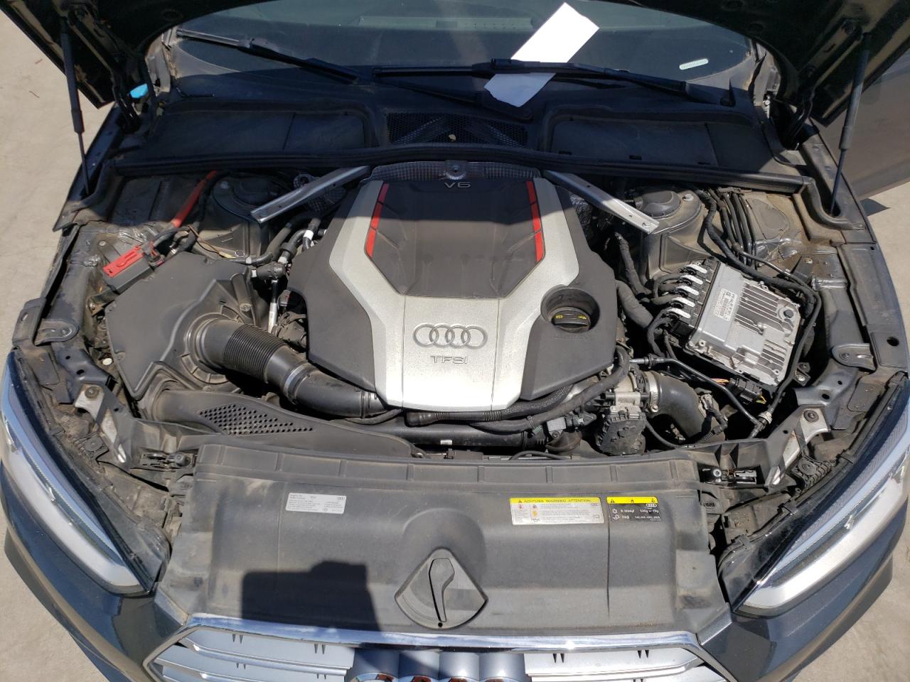 Photo 10 VIN: WAUB4CF58JA046525 - AUDI RS5 