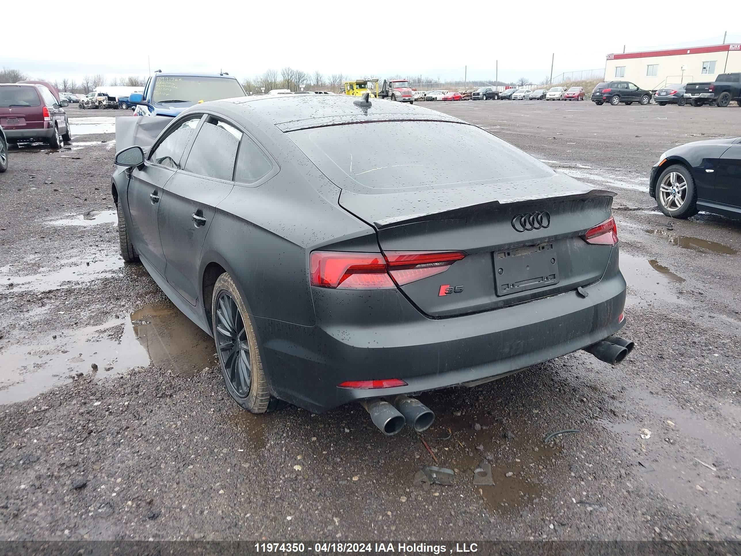 Photo 2 VIN: WAUB4CF58JA117626 - AUDI S5 