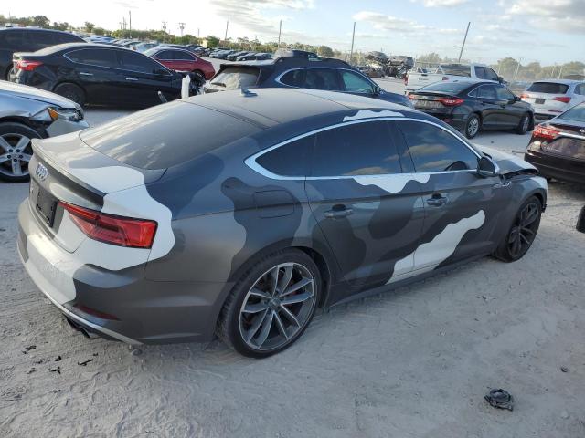 Photo 2 VIN: WAUB4CF5XJA010979 - AUDI S5 PREMIUM 