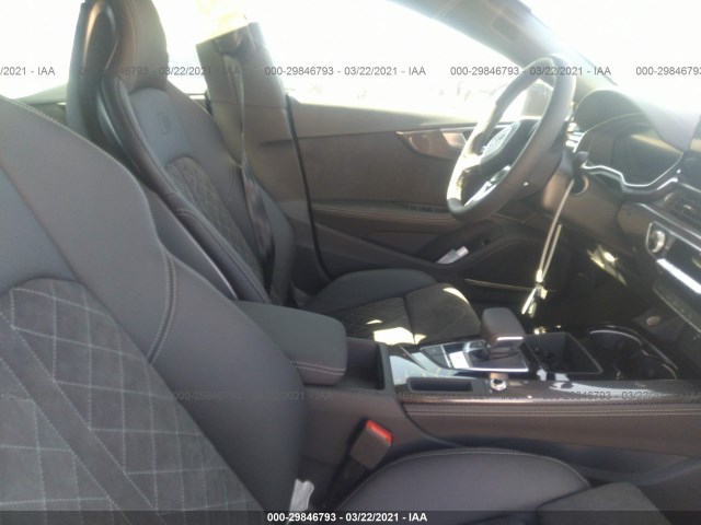 Photo 4 VIN: WAUB4DF50MA019068 - AUDI S5 