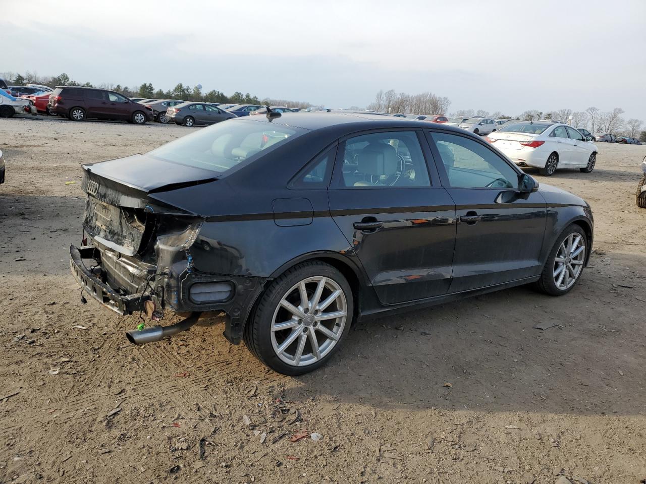 Photo 2 VIN: WAUB8GFF0G1056236 - AUDI A3 