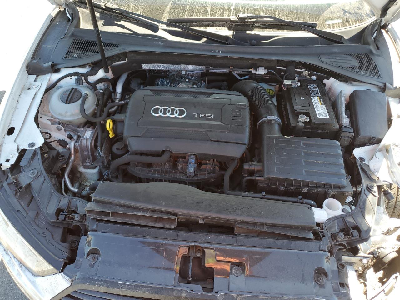 Photo 10 VIN: WAUB8GFF0H1017843 - AUDI A3 