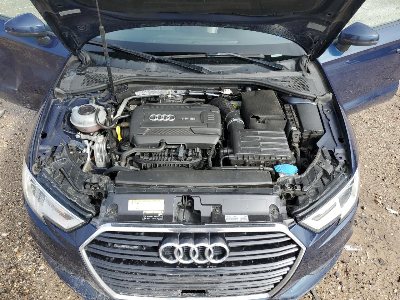 Photo 10 VIN: WAUB8GFF0J1048662 - AUDI A3 