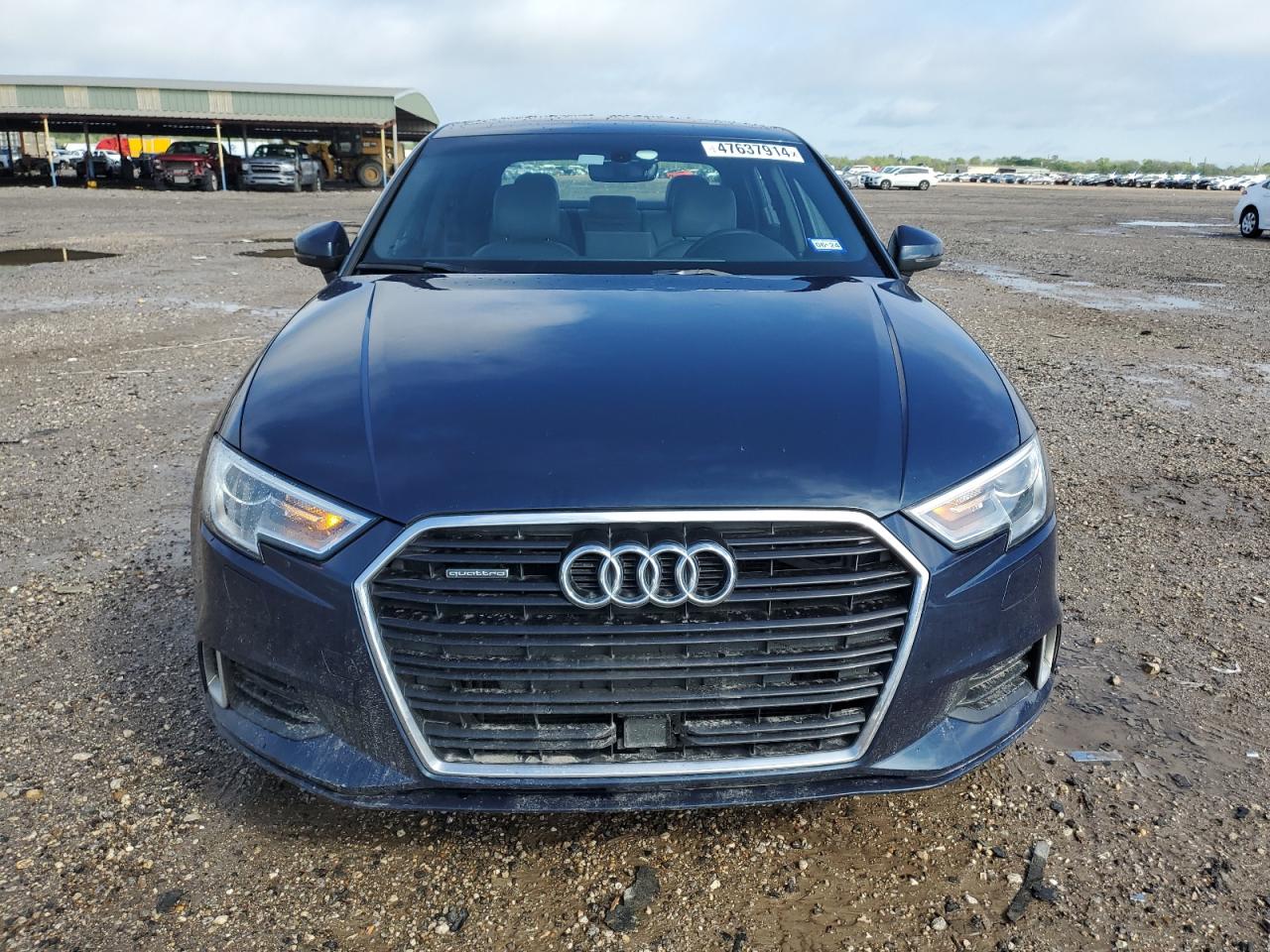 Photo 4 VIN: WAUB8GFF0J1048662 - AUDI A3 