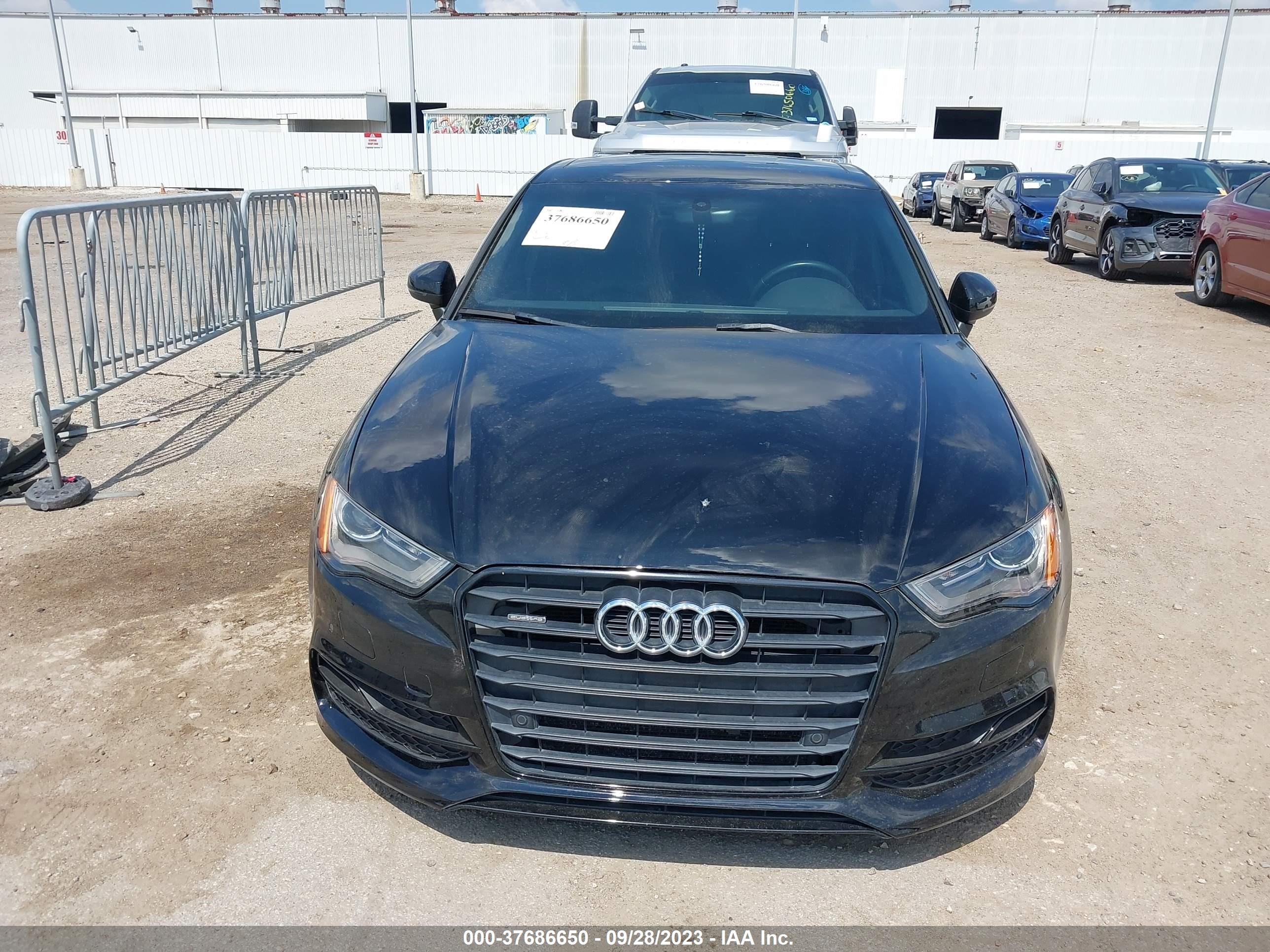 Photo 11 VIN: WAUB8GFF1G1114564 - AUDI A3 