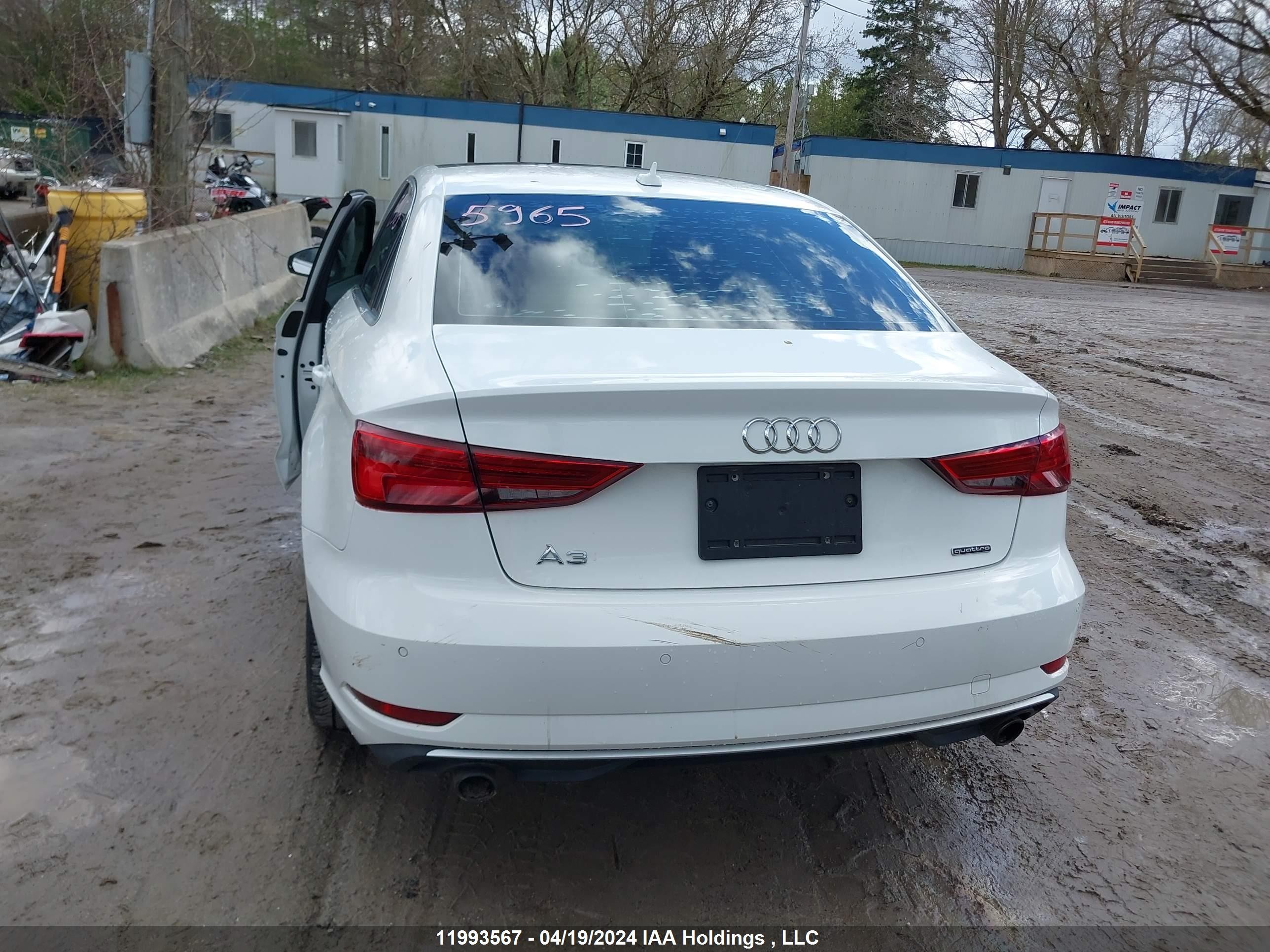 Photo 15 VIN: WAUB8GFF1H1064508 - AUDI A3 