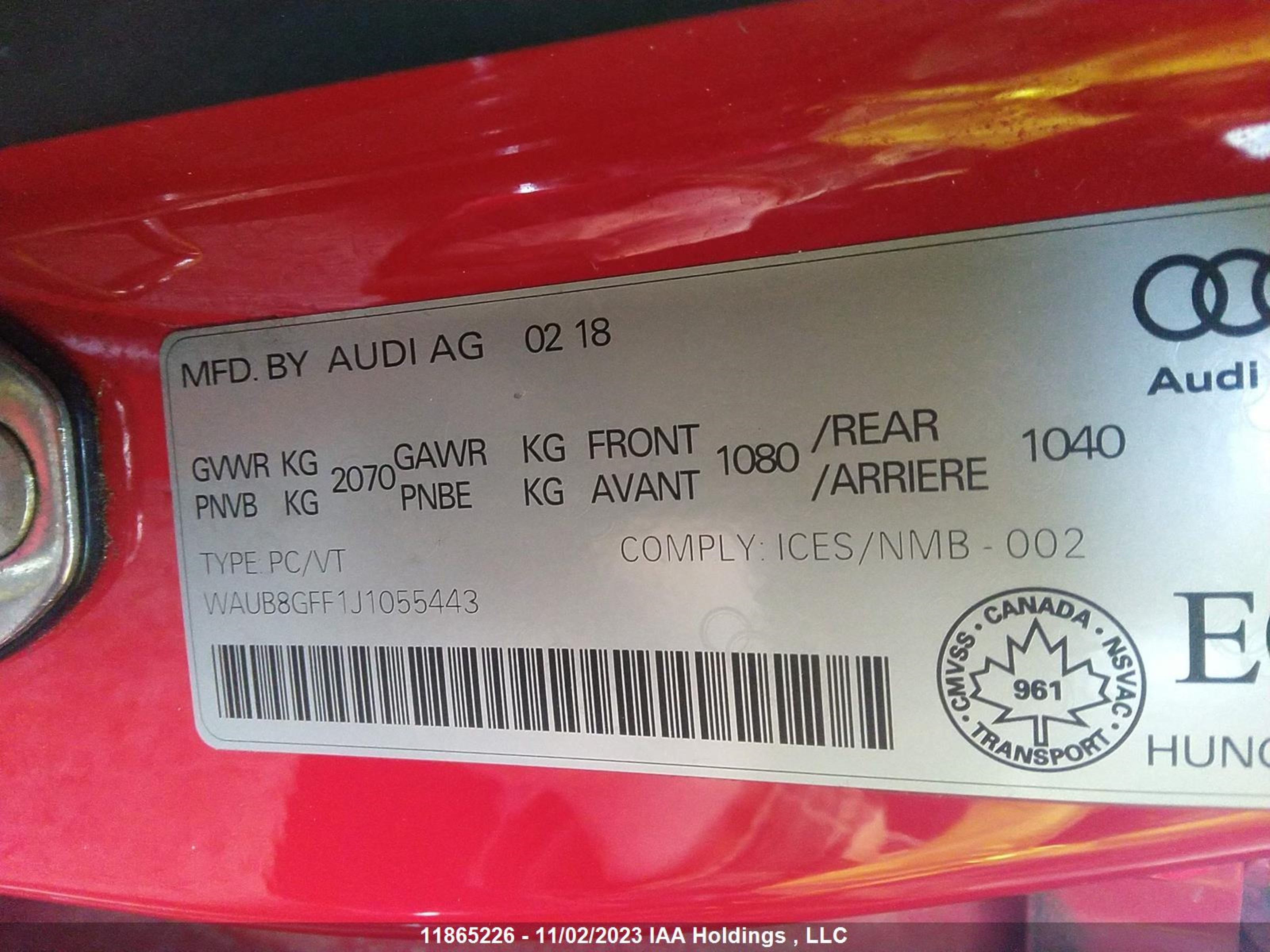 Photo 8 VIN: WAUB8GFF1J1055443 - AUDI A3 