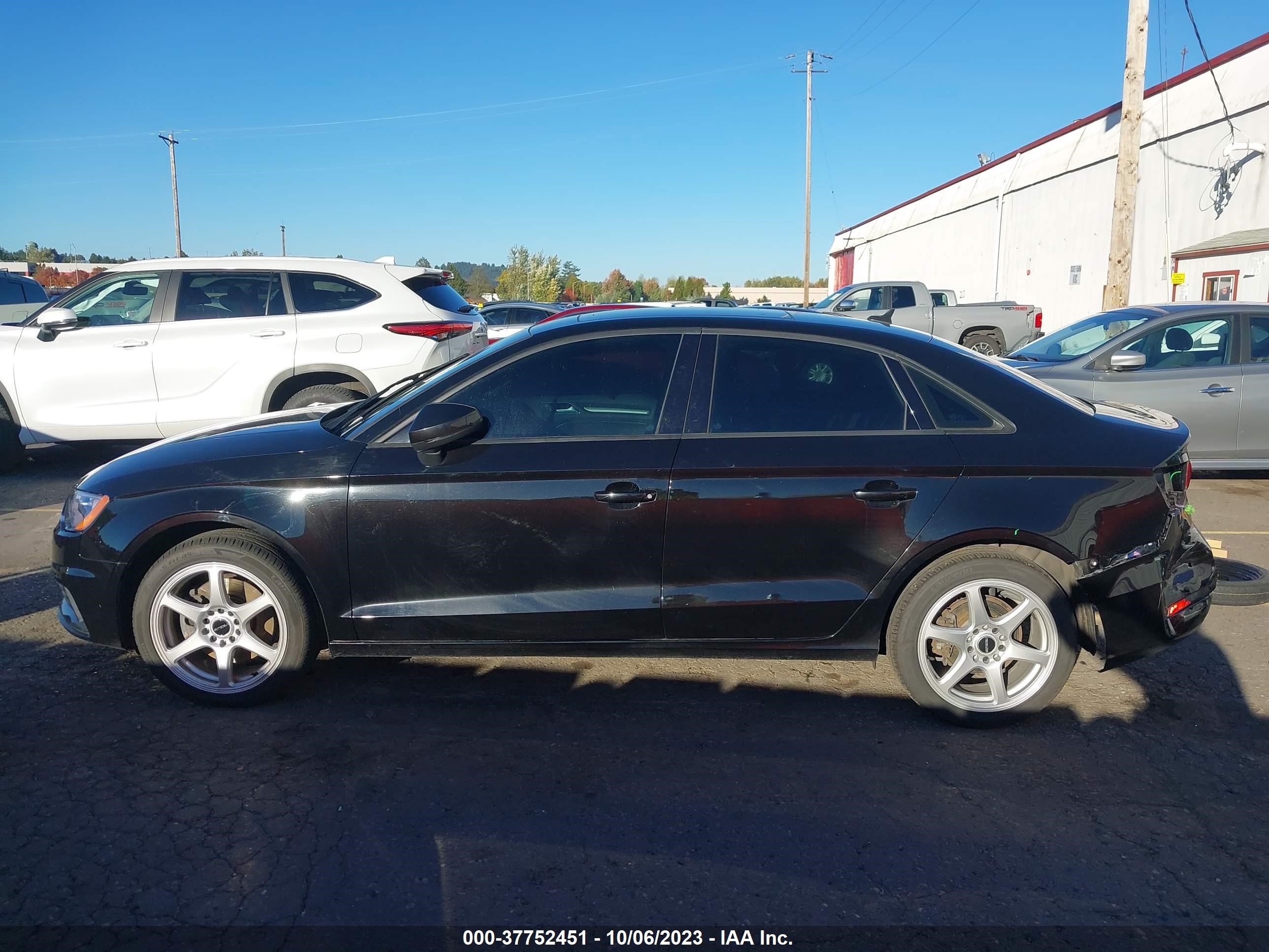 Photo 14 VIN: WAUB8GFF2G1026980 - AUDI A3 