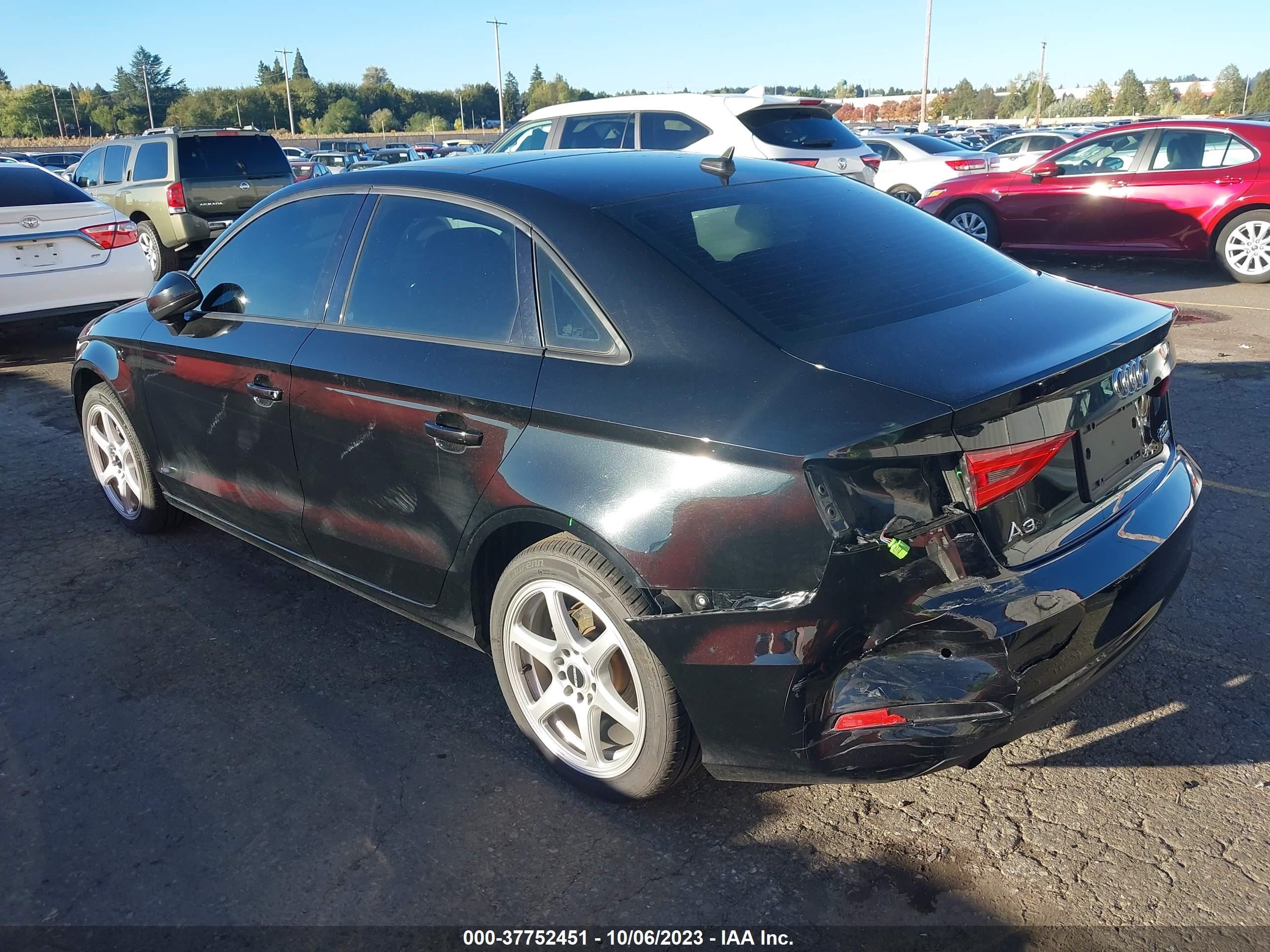 Photo 2 VIN: WAUB8GFF2G1026980 - AUDI A3 