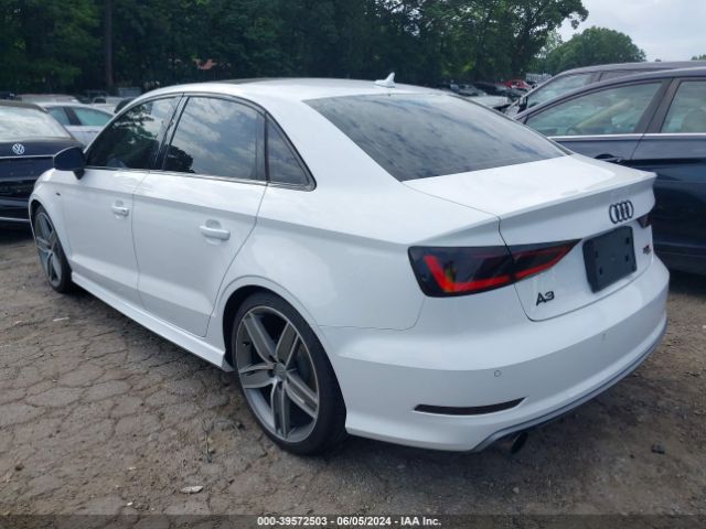 Photo 2 VIN: WAUB8GFF2G1058554 - AUDI A3 