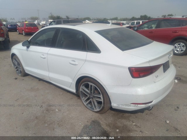 Photo 2 VIN: WAUB8GFF2H1036362 - AUDI A3 