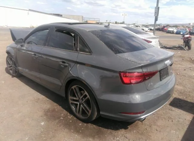 Photo 2 VIN: WAUB8GFF2H1080300 - AUDI A3 SEDAN 