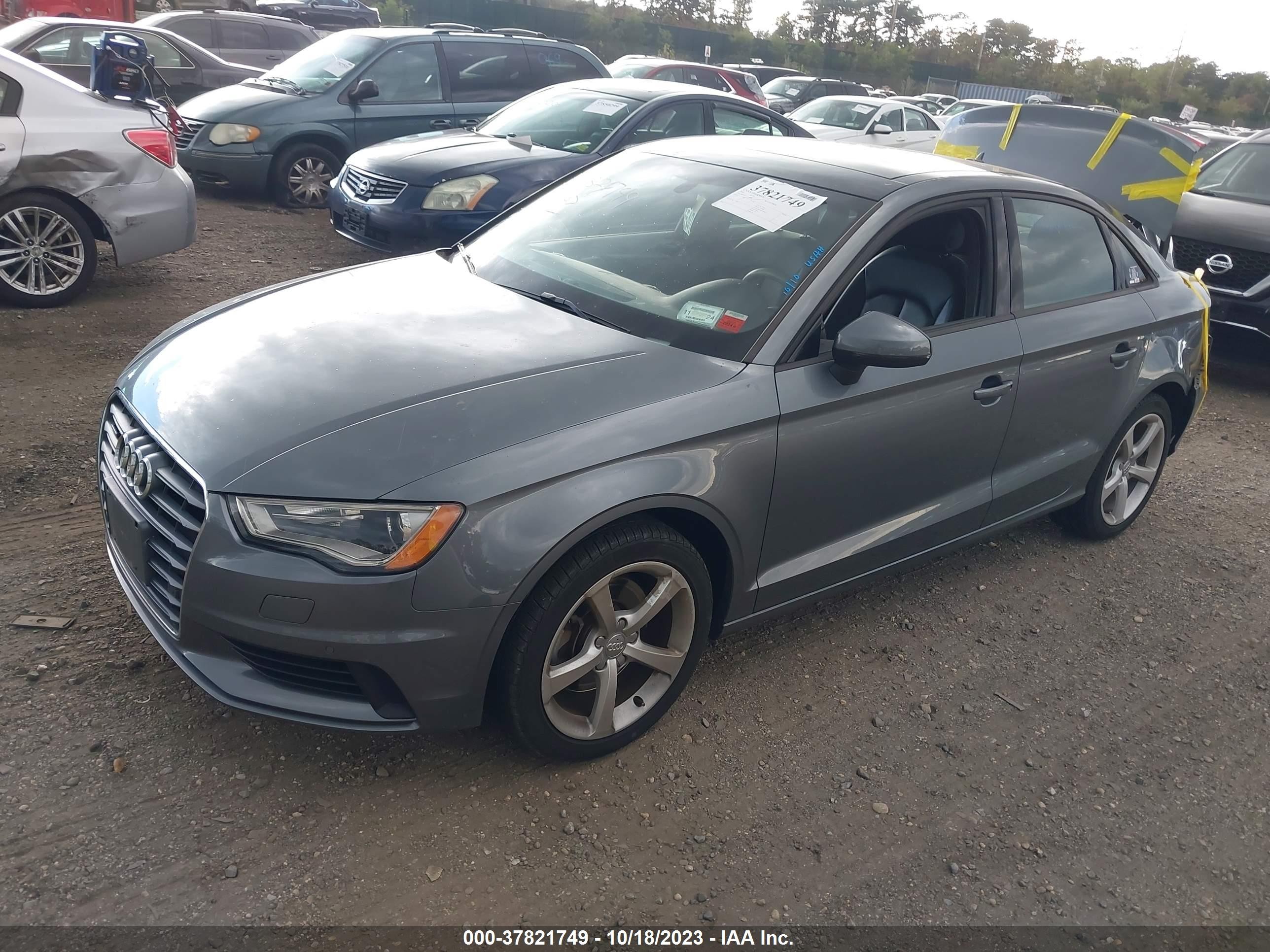 Photo 1 VIN: WAUB8GFF3G1074648 - AUDI A3 