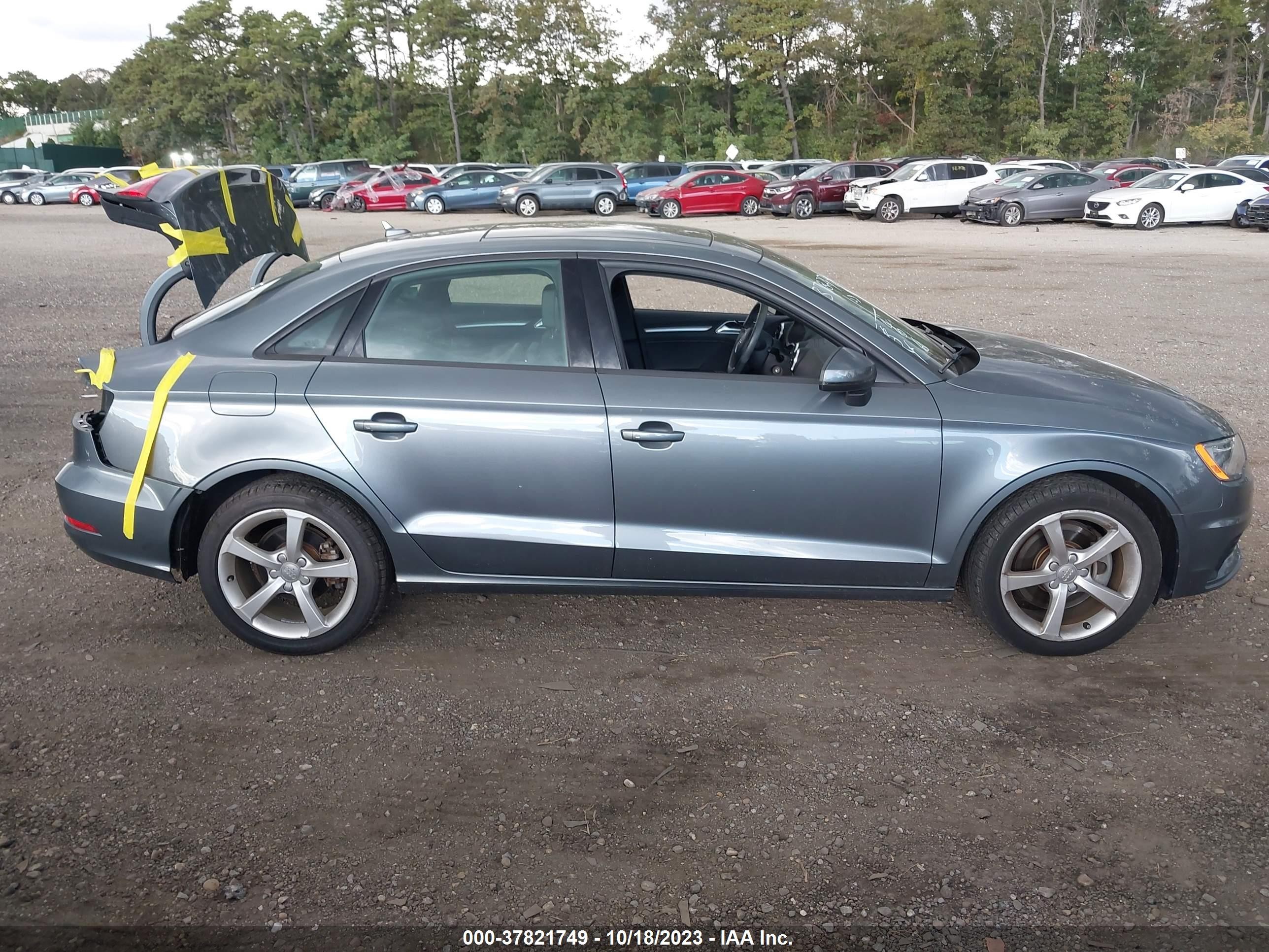 Photo 12 VIN: WAUB8GFF3G1074648 - AUDI A3 